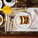 Hotel Parnassos