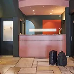 Hotel Parnassos 3*