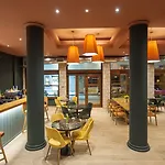 Hotel Parnassos 3*