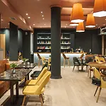 Hotel Parnassos 3*