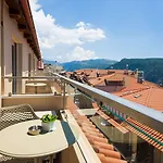 Hotel Parnassos 3*