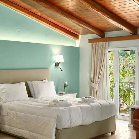 Parnassos Hotel