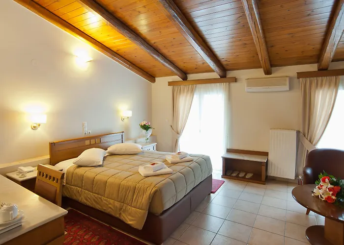 호텔 파르나소스 델피 3*