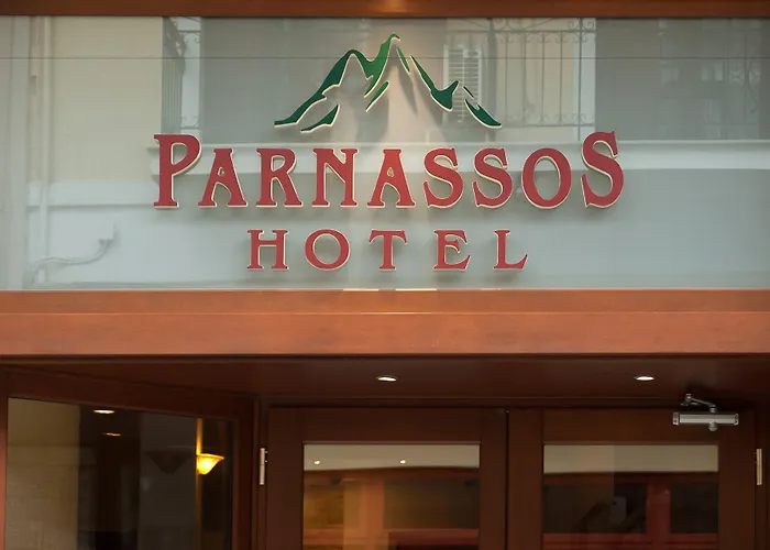 Parnassos Hotel 3*